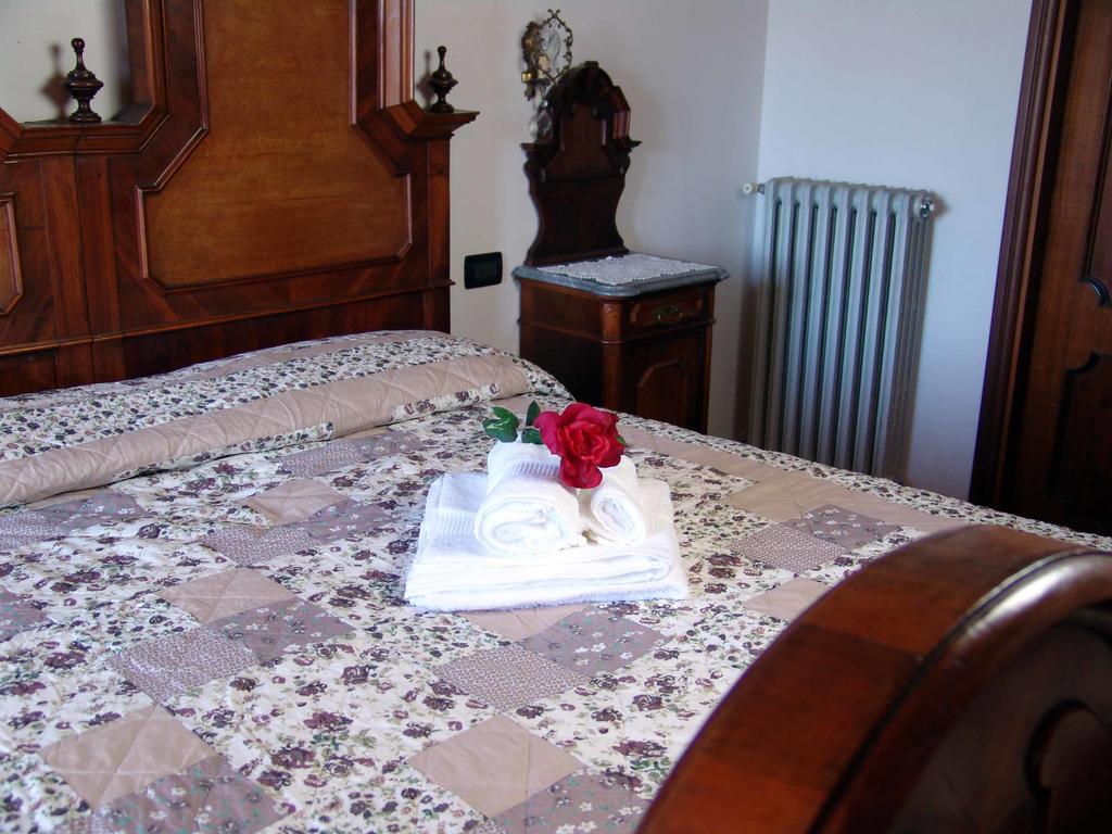 Casa Vacanze Cascina Campagnola Pozzolengo Buitenkant foto